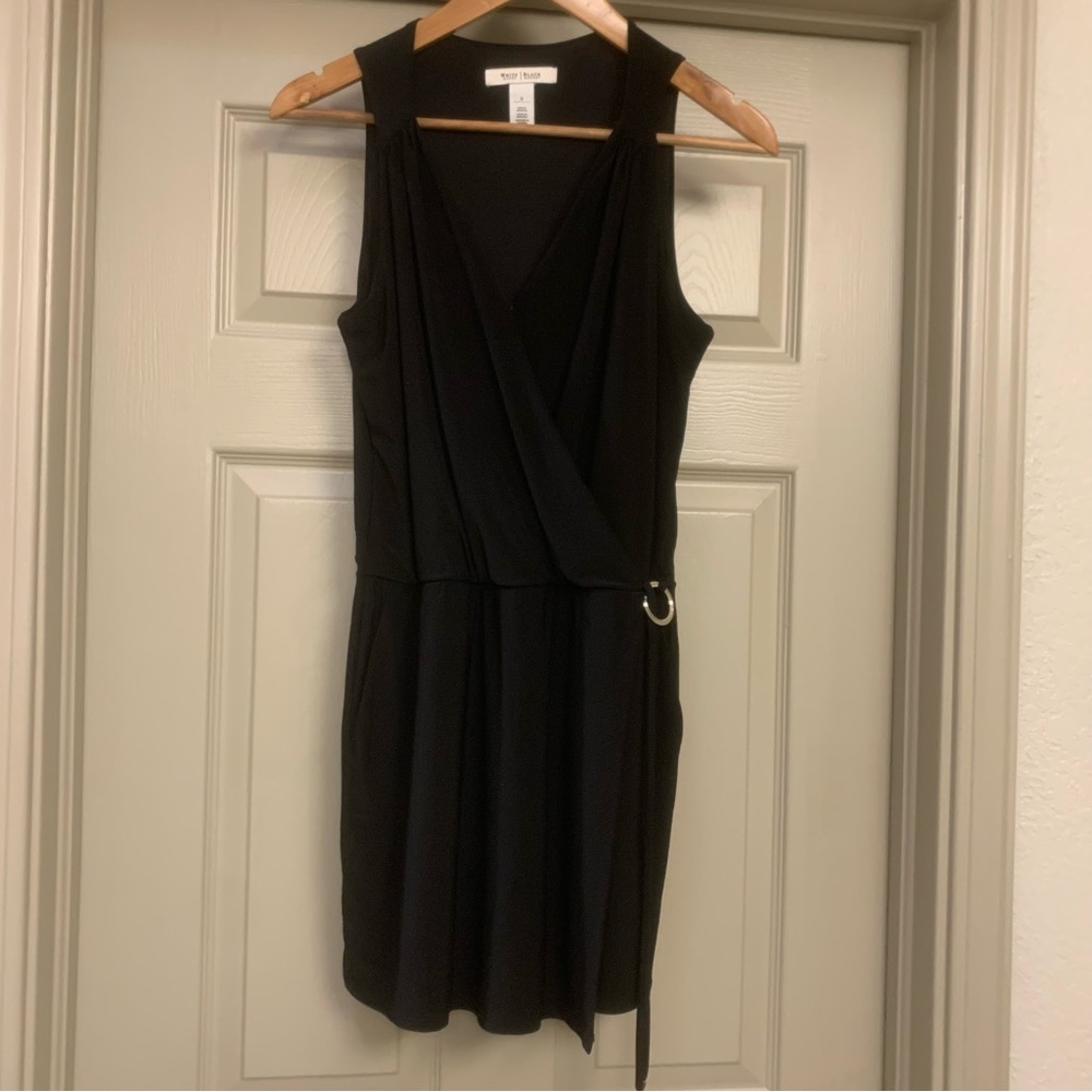 White House Black Market Size 0 Black Sleeveless Romper 1 Piece Faux Skirt WHBM